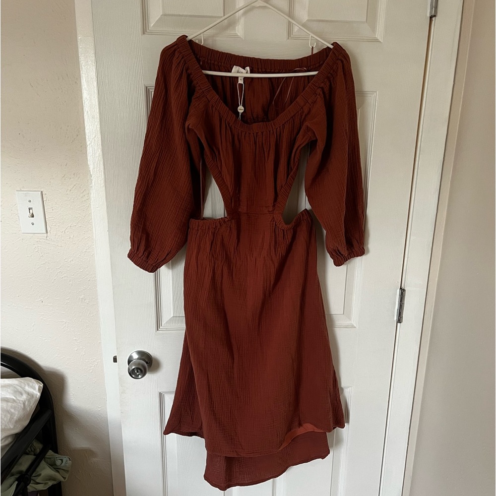 Linen open back Midi Dress